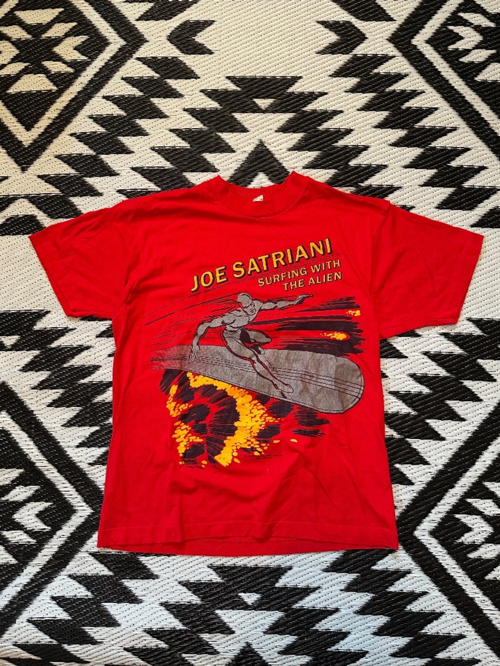 1988 Joe Satriani Surfin' With The Alien Vintage Marvel T-Shirt
